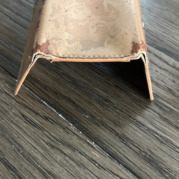 Louis Vuitton Matte Vernis Key Pouch - Picture 9 of 9